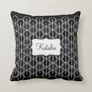 Línea oval ligada almohada negra y blanca del