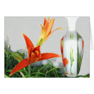 Lirio y florero de día