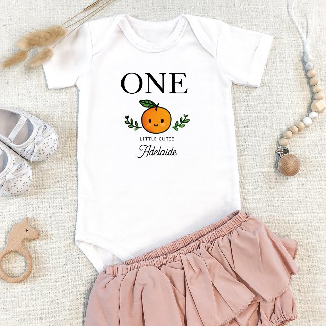 Little Cutie 1st Birthday Bodysuit Top (Subido por el creador)