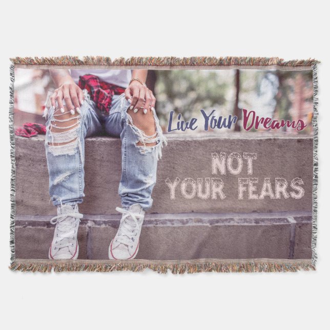Live Your Dreams lanza una manta (Anverso)