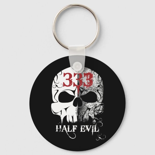 Llavero 333 Half Evil Keychain (Anverso)