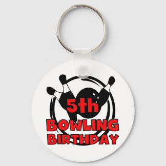 Llavero 5to Camisetas y regalos del cumpleaños de los bolo