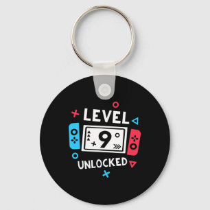 Llavero 9.º videojuego desbloqueado de Nacimiento de Shirt