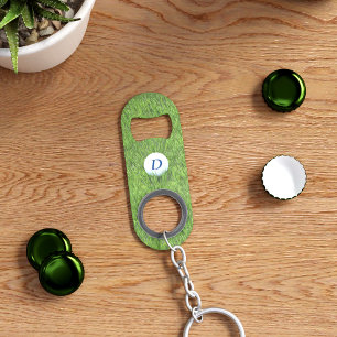 Llavero abrebotellas con monograma de pelota de go