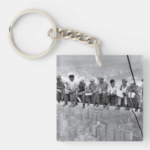 Llavero Almuerzo Sobre Un Rascacielos