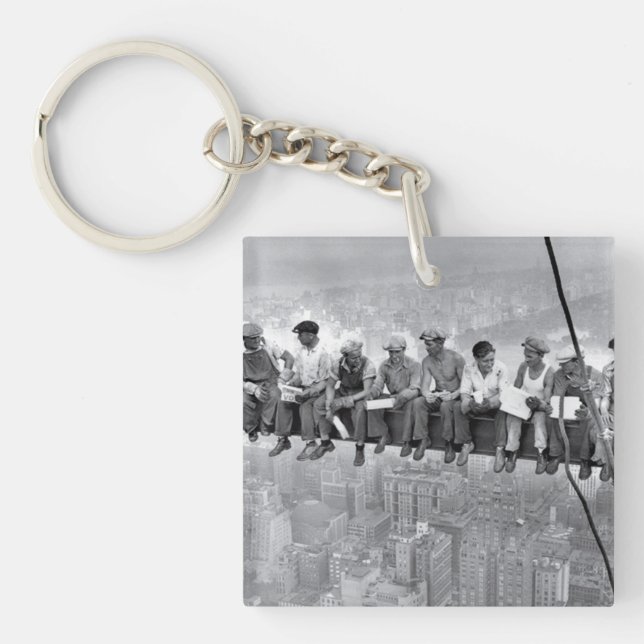 Llavero Almuerzo Sobre Un Rascacielos (Frente)