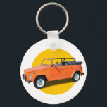 Llavero american classic genuine quality limited edition V<br><div class="desc">A stylish keychain featuring a vintage classic car design. A perfect accessory for car lovers and collectors. Great for everyday use or as a small and thoughtful gift for classic car enthusiasts.</div>