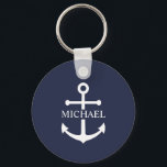Llavero Ancla Azul Marino Náutico Nombre Personalizado<br><div class="desc">Este regalo personalizado presenta un diseño de ancla blanca con nombre personalizado en una fuente serif blanca clásica sobre fondo azul marino. Una idea de regalo náutico considerado para decoración de casa de playa, regalo del Día del Padre para papá, regalo de agradecimiento para los padrinos, o un regalo único...</div>