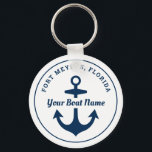 Llavero Anclaje de nombre de barco personalizado de la Mar<br><div class="desc">El diseño de la cadena de claves náuticas redondeadas presenta un diseño de estilo costero sencillo,  elegante,  blanco y azul marino,  con acento de ancla de barco. Personalice el texto del personalizado con el nombre de su barco y su ubicación ciudad y estado.</div>