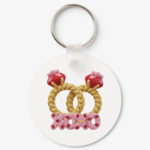 Anillos de boda entrelazados y tejidos con rosa 