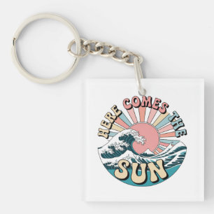 Llavero Aquí Viene El Sol - Vibes De Verano Retro