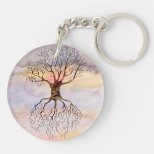 Llavero Árbol contra el cielo