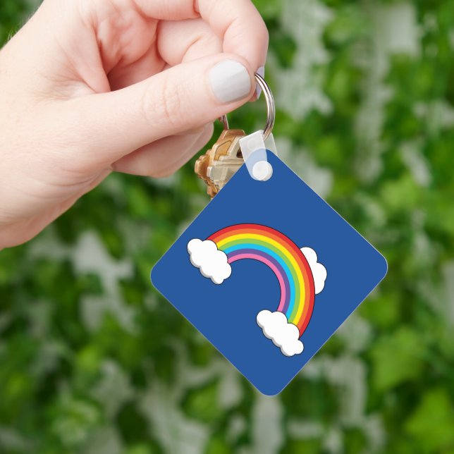 Llavero Arcoiris con nubes blancas (Mano)