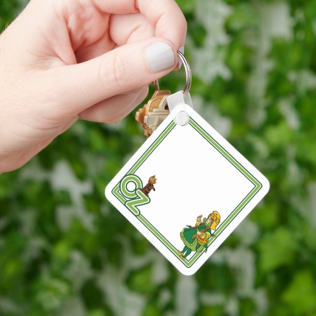 Llavero Asistente de cosecha de Oz; Dorothy y Toto (Mano)