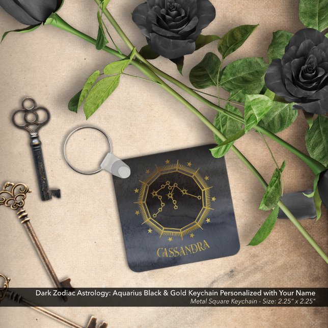 Llavero Astrología zodiaca oscura: Nombre dorado negro Aqu (Dark Zodiac Astrology: Aquarius Black & Silver Keychain Personalized with Your Name)