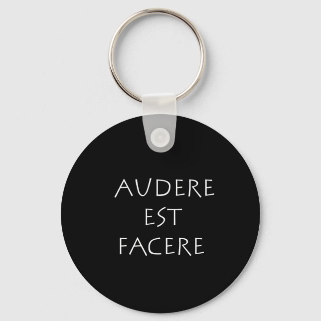 Llavero Audere est Facere (Anverso)