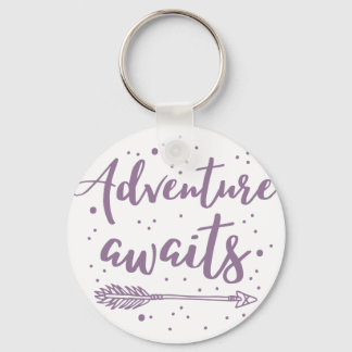 Llavero aventura espera en morado