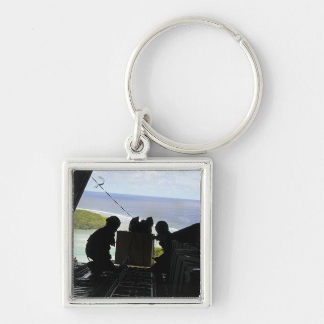 Llavero Aviones sacan una paleta de artículos donados (Frente)