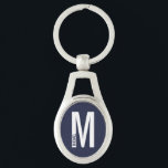 Llavero Azul Marino Moderno Personalizado Monograma y Nomb<br><div class="desc">Diseño de Monograma Moderno con letra de monograma personalizada "M" y nombre en estilo de fuente sans serif moderno y negrita.

Regalo perfecto para él,  regalo del día del padre,  regalo para padrinos y más.</div>