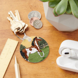 Llavero Bahía y caballo árabe Pinto blanco