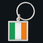 Llavero Bandera de Irlanda<br><div class="desc">La bandera irlandesa es una tribanda vertical. Los colores utilizados en la bandera son verde,  blanco y naranja. La proporción de la bandera irlandesa es de 1:2. La bandera de Irlanda se adoptó en 1919.</div>