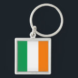 Llavero Bandera de Irlanda<br><div class="desc">La bandera irlandesa es una tribanda vertical. Los colores utilizados en la bandera son verde,  blanco y naranja. La proporción de la bandera irlandesa es de 1:2. La bandera de Irlanda se adoptó en 1919.</div>
