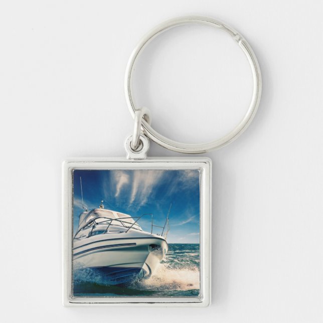 Llavero Barco del poder que entra en el puerto de (Frente)