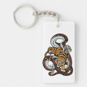 Llavero Batalla Épica: Arte del Tigre vs. la Serpiente