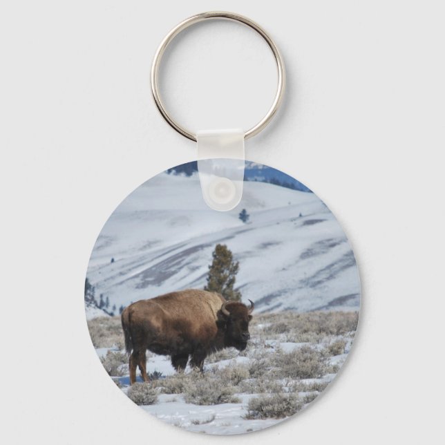 Llavero Bison in the Winter Mountains of Yellowstone (Anverso)