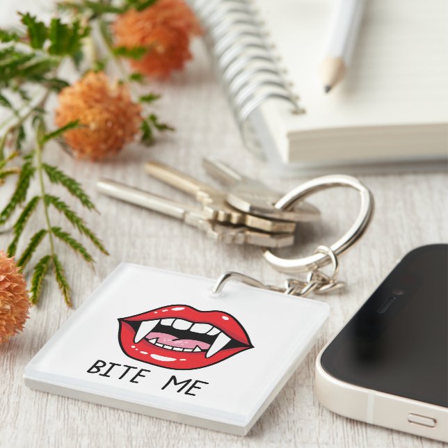 Llavero Bite me  (Frente Derecha)
