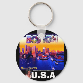 LLAVERO BOSTON KEYCHAIN POR MOJISOLA A GBADAMOSI OKUBULE