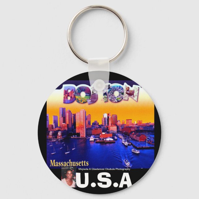 LLAVERO BOSTON KEYCHAIN POR MOJISOLA A GBADAMOSI OKUBULE (Anverso)