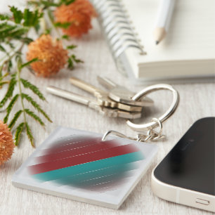 Llavero Burgundy teal sobre gris