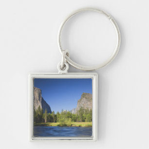 Llavero CA, Parque Nacional Yosemite, vista del valle con