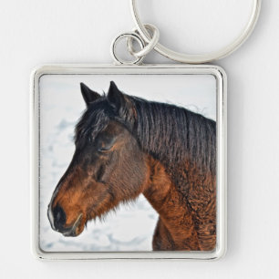 Llavero Caballo de invierno en campo de nieve 3