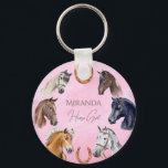 Llavero Caballos ecuestres elegantes fiestas de cumpleaños<br><div class="desc">La fiesta de cumpleaños con temática de caballo favorece a los caballos equestrianos y elegantes regalos de cumpleaños - keychain personalizado,  hermosos retratos de caballos pintados a mano de acuarela para acercarse al fiesta con temática de caballo,  usted puede personalizar para cada niño un regalo especial de cumpleaños.</div>