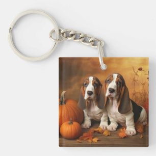 Llavero Cachorro de Basset Hound Delicia de Otoño Calabaza
