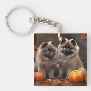 Llavero Calabaza deslumbrante de Keeshond Puppy Autumn