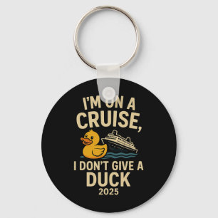 Llavero Camiseta Divertida de Crucero 2025 – No Me Importa