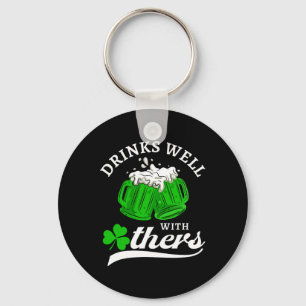 Llavero Camiseta divertida para beber el día de San Patric