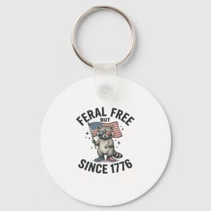 Llavero Camiseta Patriótica de Mapache Feral Pero Libre De