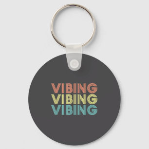 Llavero Camiseta Vibing. Sensación Impresionante, Motivaci