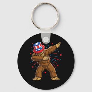 Llavero Camisetas de Bigfoot 4 de julio Sasquatch bandera 