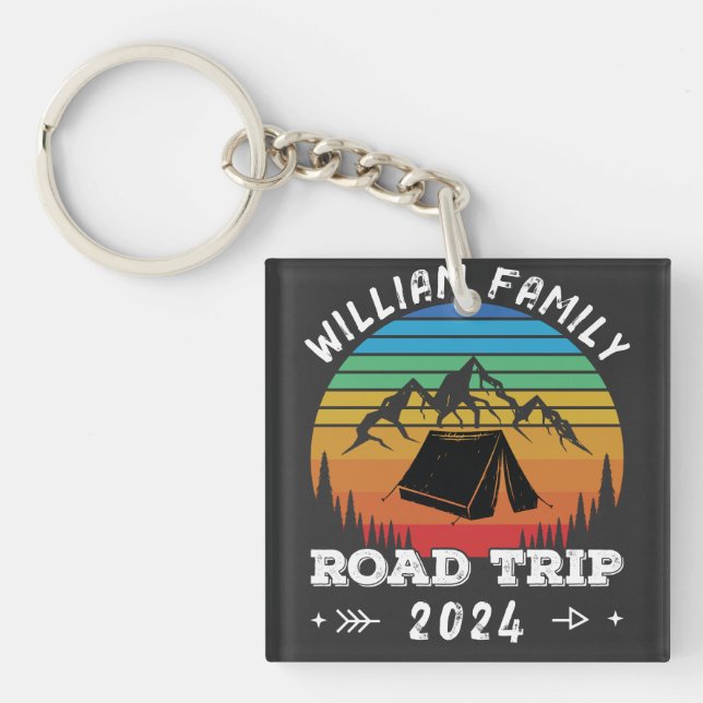 Llavero Camping familiar personalizado en viaje por carret (Frente)