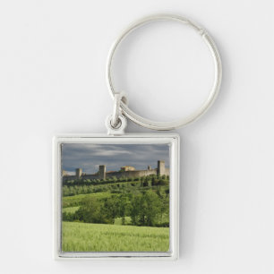 Llavero Campo de trigo y Monteriggioni distante, en la