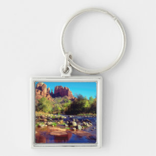 Llavero Cathedral Rock reflejada en Oak Creek