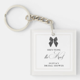 Llavero Chic 'Está Atando el Nudo Lazo Negro Despedida de 