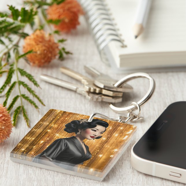 Llavero Chicas de Retro Glam (Keiko) (Frente Derecha)