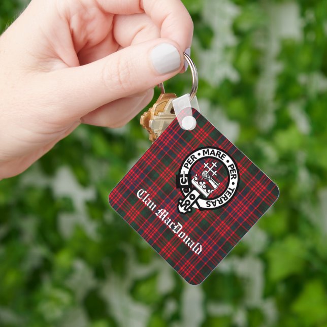 Llavero Clan MacDonald Escudo y Tartán moderno (Mano)