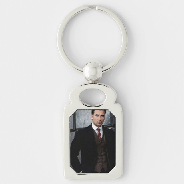 Llavero Classy Gentleman metal keychain (Anverso)